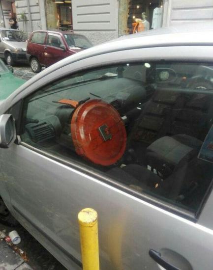 Lepsze rozwizanie ni autoalarm :)
