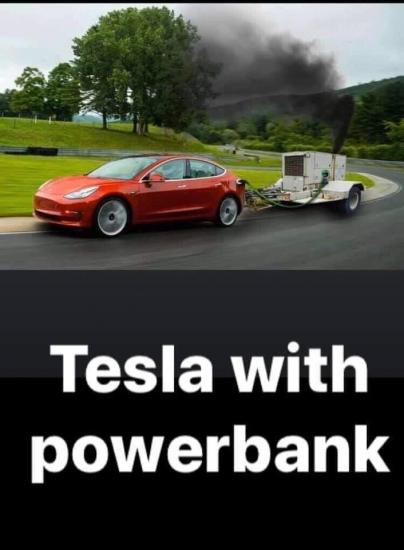 Tesla z wasnym powerbankiem